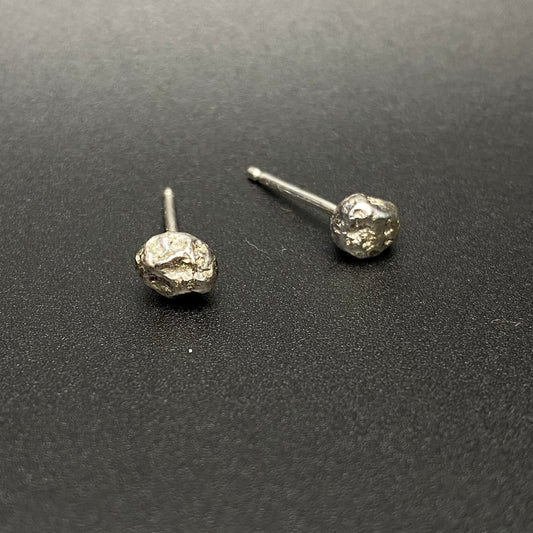 Meteor Studs